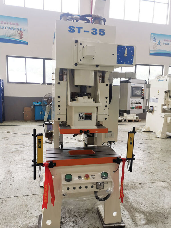 High Accuracy C Frame Punch Press 70mm Slider Stroke 3.7kW Motor Power