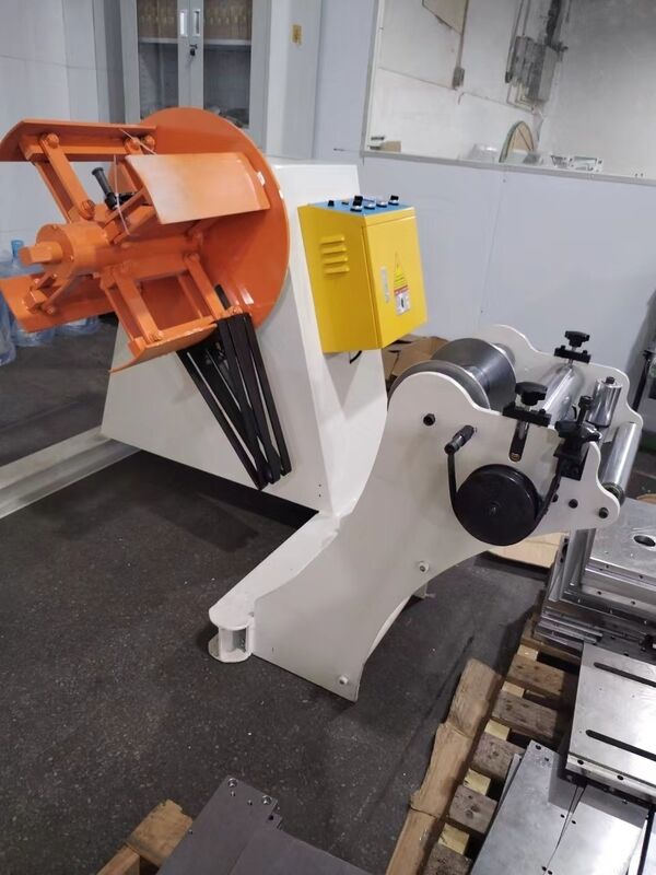 MT-200 Uncoiler Machine 1HP Motor 16m/min for 0-1.6mm Thick Metal Coil