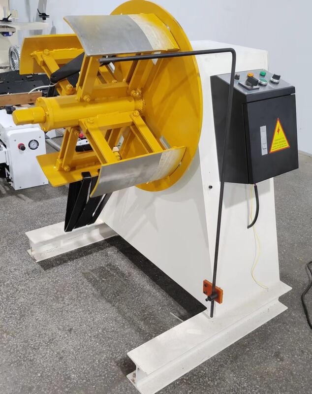 MT-200 Uncoiler Machine 1HP Motor 16m/min for 0-1.6mm Thick Metal Coil
