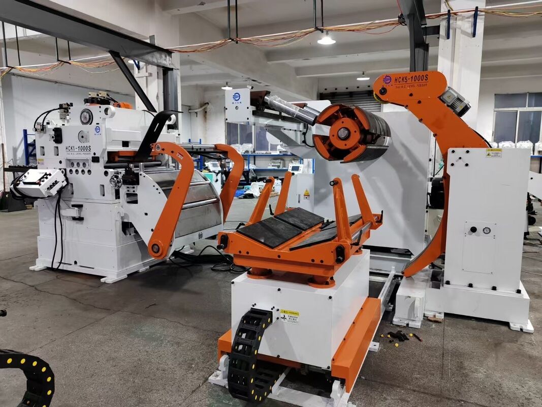 Automatic 3 In 1 Servo Metal Straightening Machine 15M/Min For 70-800mm Width Sheet