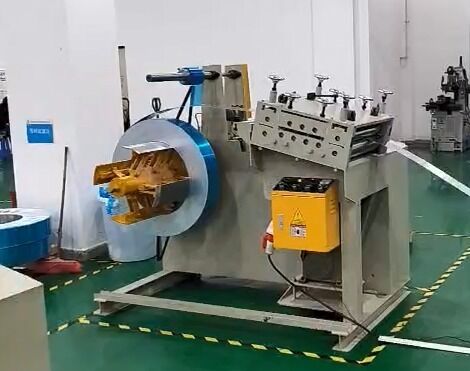 GO-400 Metal Straightening Machine Adjustable 380V For Various Metal Products