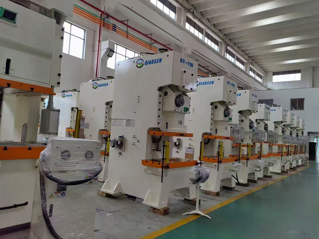 High Accuracy Pneumatic C Frame Punch Press 11kW Motor for Metal Forming