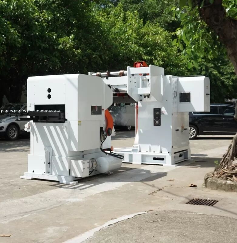 Metal Coil 3 in 1 Decoiler Straightener Feeder Hydraulic Automatic Coil Uncoiling NC Servo Feeding
