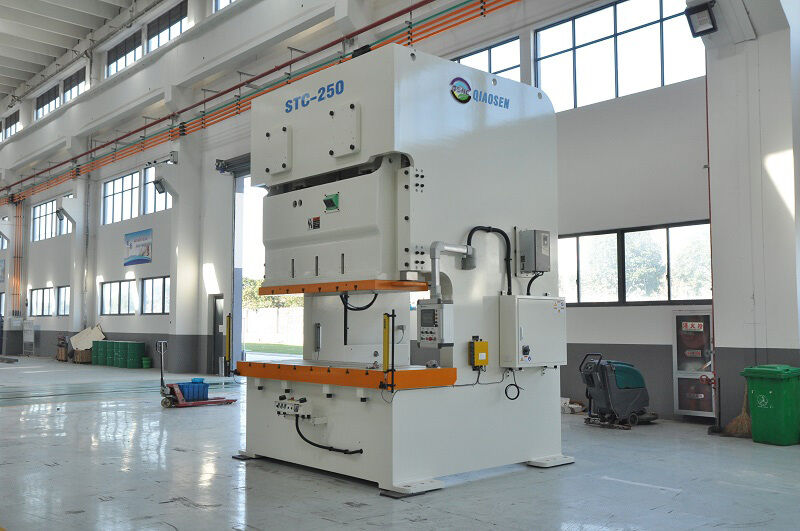 STC Steel Frame V Press Punching Machine 250ton JIS Class 1 for Heavy Metal Stamping