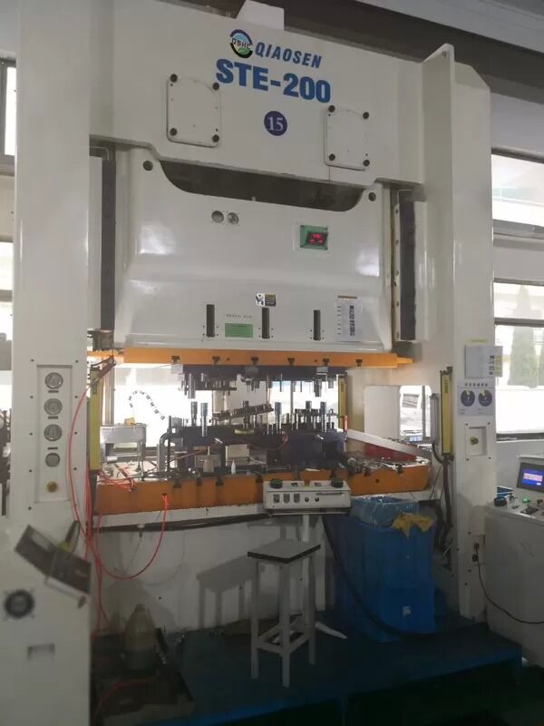 200 Tonf H Frame Press with Closed-Type Double Crankshaft and High Rigidity Frame for Metal Stamping