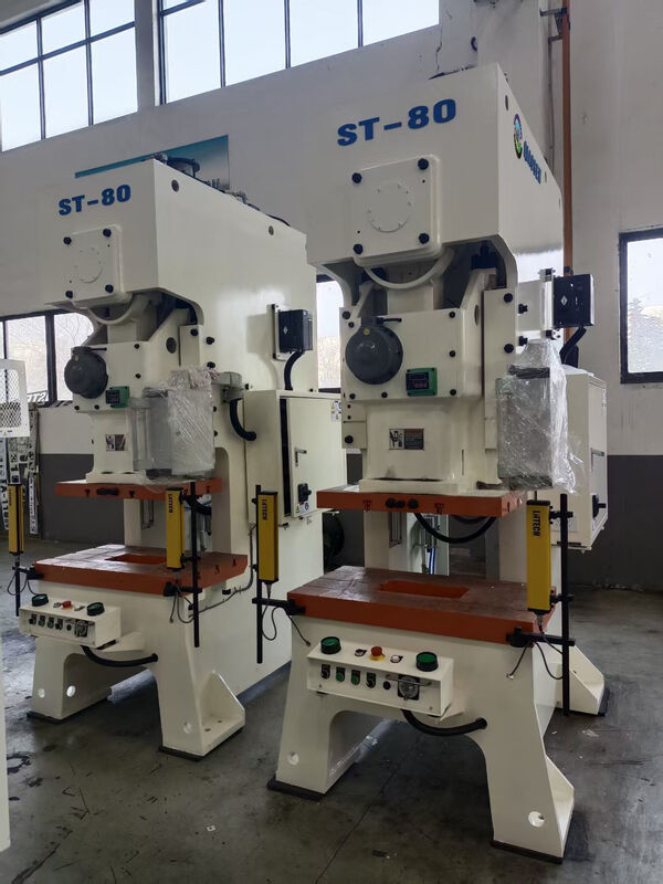 ST-80 80Ton C Frame Punch Press with JIS Class 1 Precision and Six-sided Slide Guide for Metal Punching
